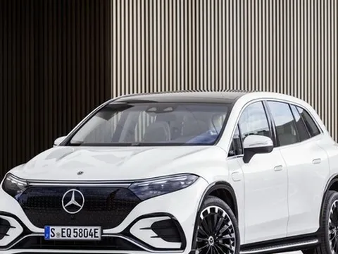 Mercedes tăng giá hàng loạt mẫu xe