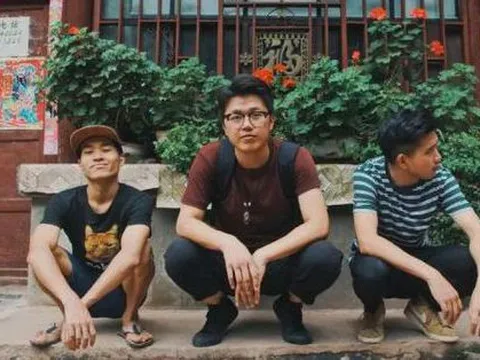 3 chàng trai tốt nghiệp không đi làm, lên núi biến căn nhà hoang tàn thành điền viên nghỉ dưỡng