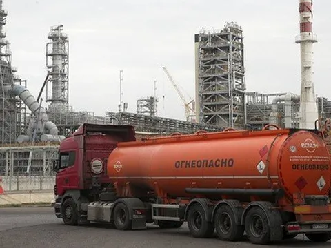 Nga dọa ngừng bán dầu cho nước nào sẽ khống chế giá trần với dầu của Nga