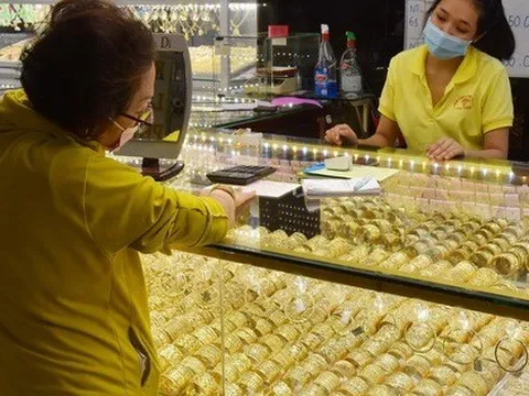 Giá vàng hôm nay 2-9: Vàng thế giới bị phá vỡ ngưỡng 1.700 USD/ounce