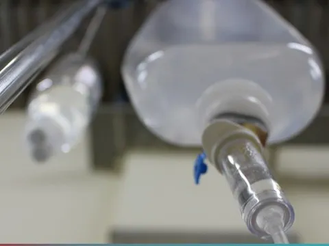 Cứu sống bệnh nhân sốc phản vệ nặng sau khi tiêm kháng sinh tĩnh mạch