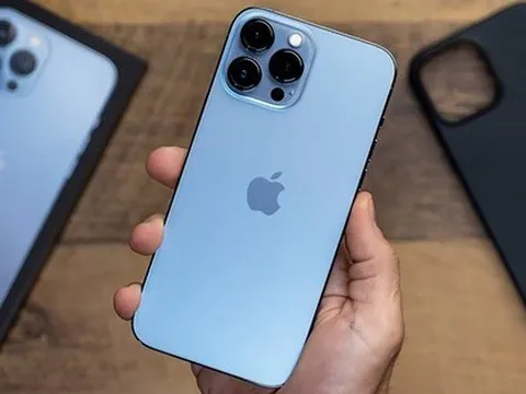 iPhone 13 Pro Max giảm giá mạnh, laptop, phụ kiện 'bay' tiền triệu nhân dịp nghỉ lễ 2/9