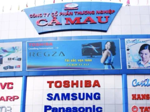 Thương nghiệp Cà Mau bị phạt vì liên quan buôn bán xăng dầu