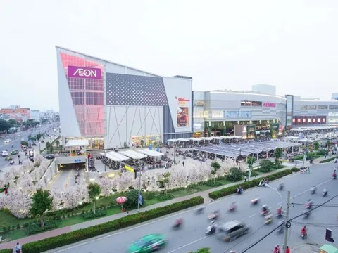 Khoản vay nội bộ hé lộ thương vụ kín tiếng tại Hoa Lâm Shangri - La