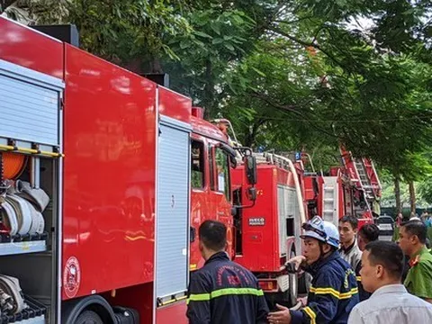 Vụ cháy khiến ba cảnh sát cứu hoả hy sinh: Chủ quán karaoke đã bị khởi tố, bắt giam