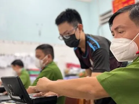 Quản lý hộ khẩu trên nền điện tử