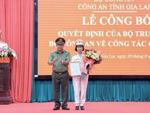 Trung tá Ksor H'Bơ Khắp nhận quyết định bổ nhiệm Phó Giám đốc Công an tỉnh Gia Lai