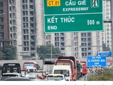 Phạt hơn 1.000 tài xế đi vào làn khẩn cấp trên cao tốc trong 8 tháng đầu năm