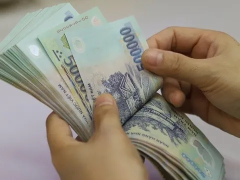 Lãi suất dịch vụ cầm đồ được quy định bao nhiêu?