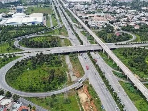 Hai dự án trọng điểm phía Nam 'chờ' mặt bằng sạch để khởi công