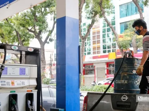 Bộ Tài chính sẽ trình giảm thêm thuế xăng dầu ở kỳ họp Quốc hội tới