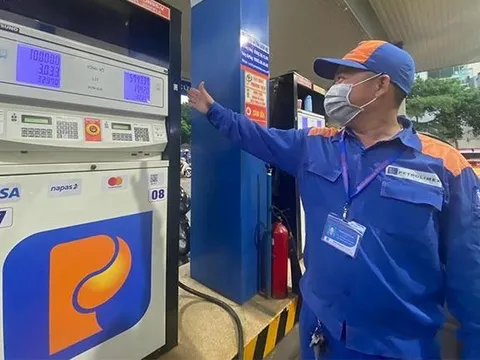 Giá xăng dầu có thể giảm từ 500 - 2.000 đồng/lít