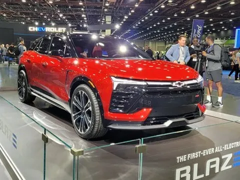 Lộ diện SUV điện chạy 515km khi no pin, ngập công nghệ, có làm khó VinFast VF8 trên đất Mỹ?