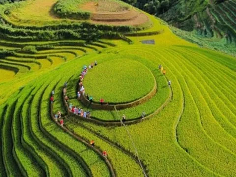 Mê mẩn ngắm tuyệt tác của núi rừng Tây Bắc