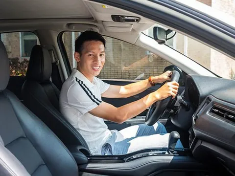 Đỗ Hùng Dũng: “Bông hoa nở muộn” sở hữu thú chơi xe đặc biệt khiến NHM ấn tượng