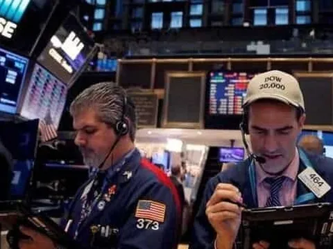 Dow Jones tăng 200 điểm, thị trường chờ đợi tuyên bố lãi suất từ FED
