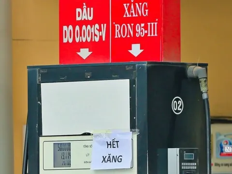 Nhiều doanh nghiệp kinh doanh xăng dầu than “càng bán càng lỗ”
