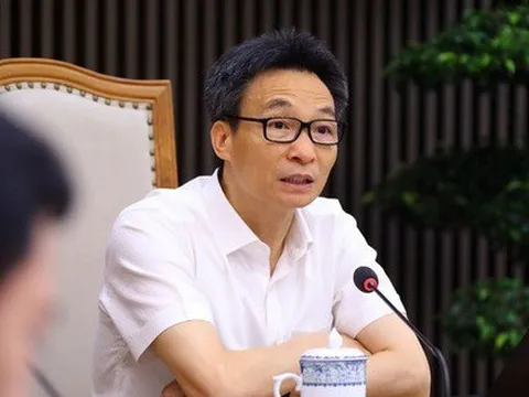 Phó thủ tướng Vũ Đức Đam: Bộ Y tế cần họp định kỳ gỡ vướng ngay cho doanh nghiệp dược