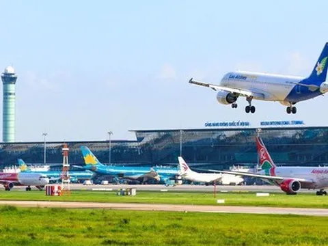 Thành lập Tổ công tác nghiên cứu đầu tư cảng hàng không