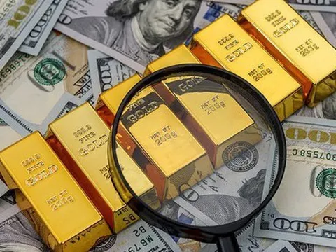 USD vọt lên cao nhất 2 thập kỷ sau khi Fed tăng mạnh lãi suất