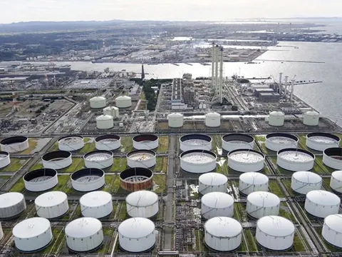 Dự trữ dầu của Mỹ thấp kỷ lục trong gần 40 năm