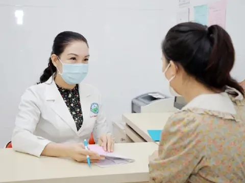 Xuất hiện nhiều vết sần, người phụ nữ mới biết mắc bệnh hiếm cả thế giới mới có 100 ca