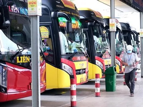 Xăng dầu giảm giá liên tục: Hàng hóa, dịch vụ… giảm nhỏ giọt