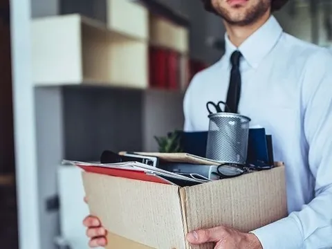 Giám đốc 31 tuổi kể chuyện nhận việc mới ngay tại công ty cũ sau khi bị sa thải chưa đầy 24 giờ