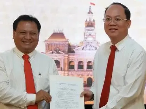 TP HCM điều động nhân sự lãnh đạo từ quận sang tổng công ty