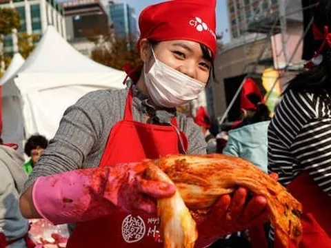 Hàn Quốc đối mặt với cuộc khủng hoảng kim chi