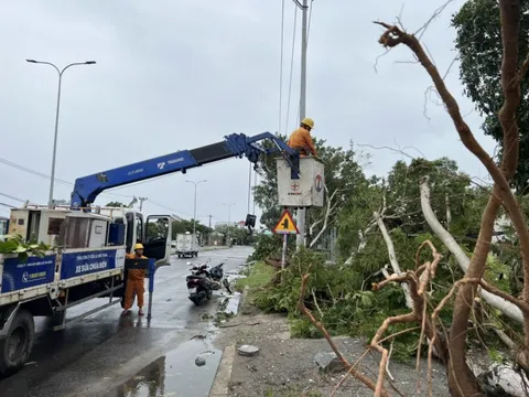 Bão số 4 (Noru) làm mất điện 1.486.197 khách hàng trong toàn EVNCPC