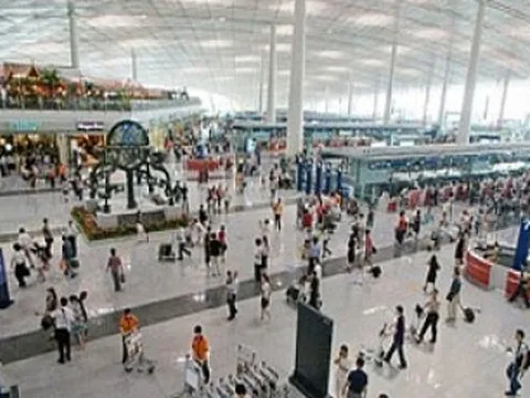 Giá vé máy bay tăng cao dịp Lễ Quốc khánh Trung Quốc