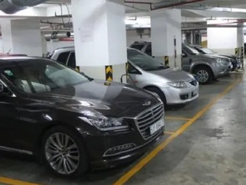 Những cách bảo vệ ô tô khi mưa bão