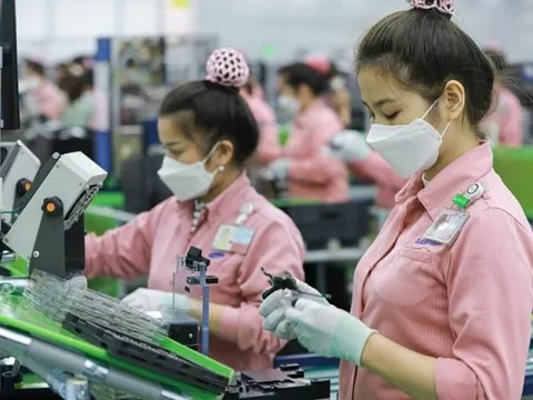 Xuất khẩu điện thoại và linh kiện thu về 40 tỷ USD trong 8 tháng