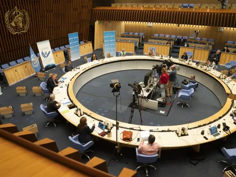 WHO: COVID-19 giảm sâu nhiều nơi, tin vui lớn từ châu Á