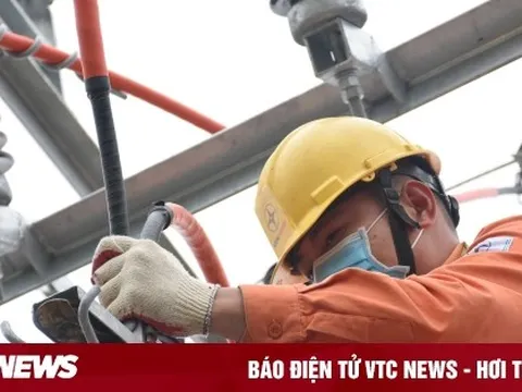 Giá điện bình quân có thể tăng thêm 2.200 đồng/kWh