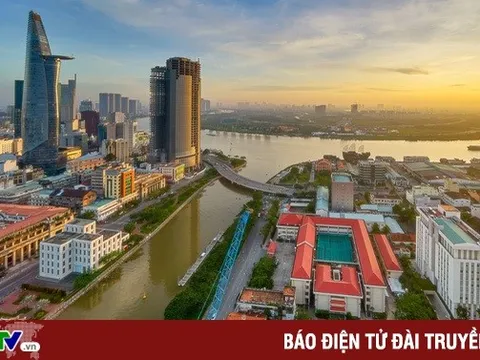 Việt Nam đang trở thành “ngọn hải đăng” về kinh tế