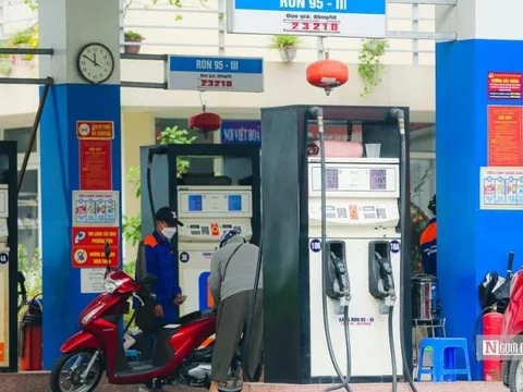 Giá xăng dầu trong nước không phản ánh đúng chi phí kinh doanh