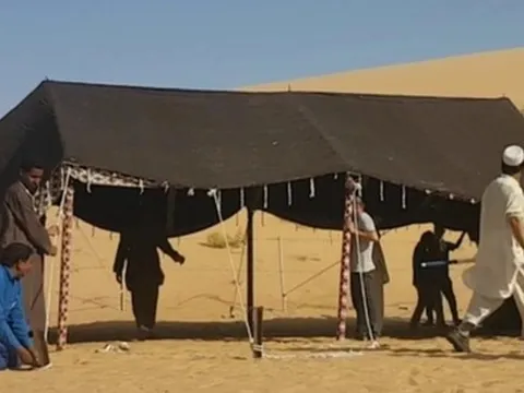 Qatar 'cháy phòng' trước thềm World Cup, ngủ trong lều cũng tốn gần 10 triệu mỗi đêm