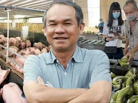 Bầu Đức "chiêu mộ" bác sĩ thú y chăm đàn gà – heo, trả lương hậu hĩnh đến 40 triệu/tháng