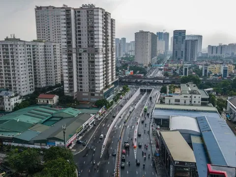 Cận cảnh hầm chui Lê Văn Lương trị giá gần 700 tỷ trước giờ thông xe