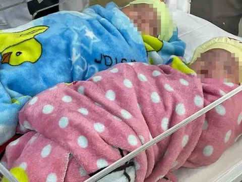 Cặp sinh non “tí hon” 25 tuần tuổi nặng 500 gr được nuôi sống kỳ diệu