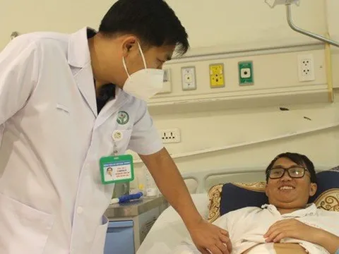 Chuyện về người bác sĩ ba ngày chạy thận cho bệnh nhân, ba ngày chạy thận cho mình