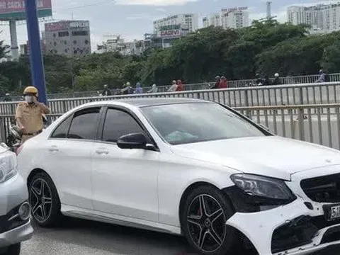 CLIP: Va chạm liên hoàn trên cầu Sài Gòn