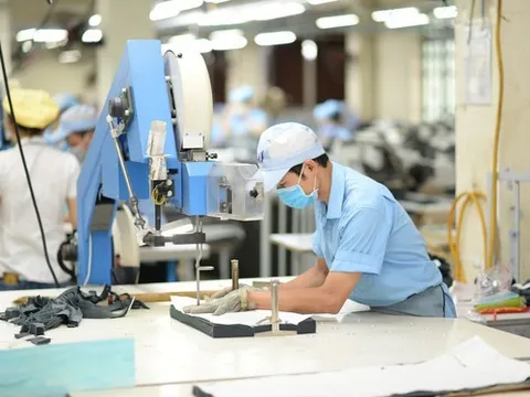 Thu nhập bình quân tháng của người lao động đã thay đổi ra sao trong 9 tháng đầu năm?