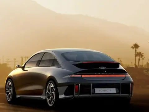 Sedan đẹp như Porsche, tiết kiệm năng lượng bậc nhất thị trường của Hyundai sắp đến tay người dùng