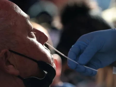 Mỹ cảnh báo biến chủng COVID-19 mới đang "lấn sân" cả BA.5