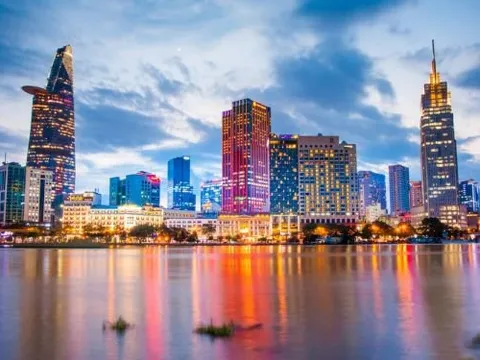 Tăng trưởng kinh tế Việt Nam năm 2022 đứng thứ bao nhiêu trong khu vực ASEAN theo dự báo mới nhất của AMRO?