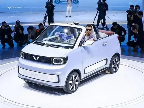 Bản mui trần của xe điện bán chạy nhất thế giới mở bán, thoát mác 'ô tô giá ngang Honda SH'