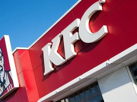 Không chỉ bán gà rán, gã khổng lồ thức ăn nhanh KFC còn lấn sân vào lĩnh vực hạ tầng trạm sạc xe điện